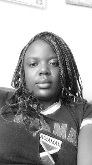 julietlitishaia's profile picture. 