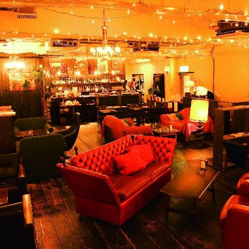 tubo_cafe's profile picture. 『TUBO CAFE』のオフィシャルアカウントです！八王子駅北口の、何だか入りにくいビルの３階でお待ちしております。　　　　　TEL：042-645-2434