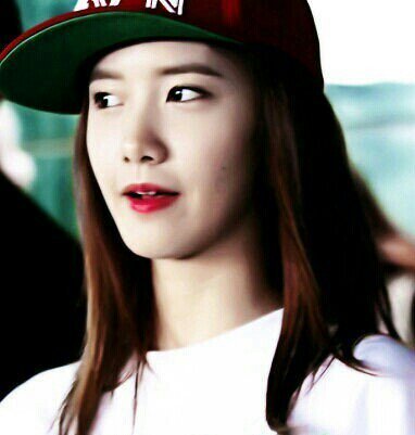 free follow but dont follow me here follow @SNSDParadise and @TaeyeonHolic309 instead help them to get follwrs pls dont unfollow them ya