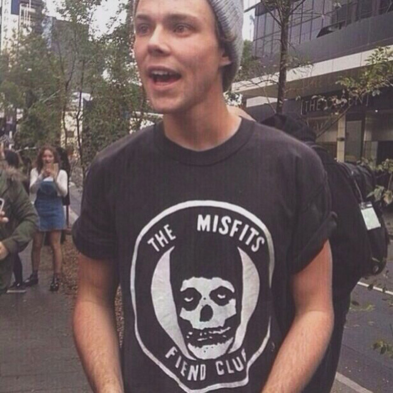 i really like a cute australian called ashton https://t.co/UPe0UzLQTV
