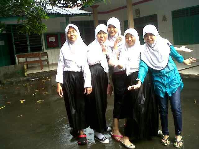 Shadpallas 13'14 || S.W.A.G || Invite my pin bb 7D44E86B || I am always support JKT 48 || I am melodiest