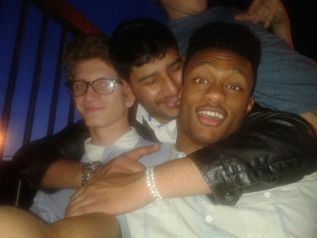 merdyday's profile picture. i'm 19...