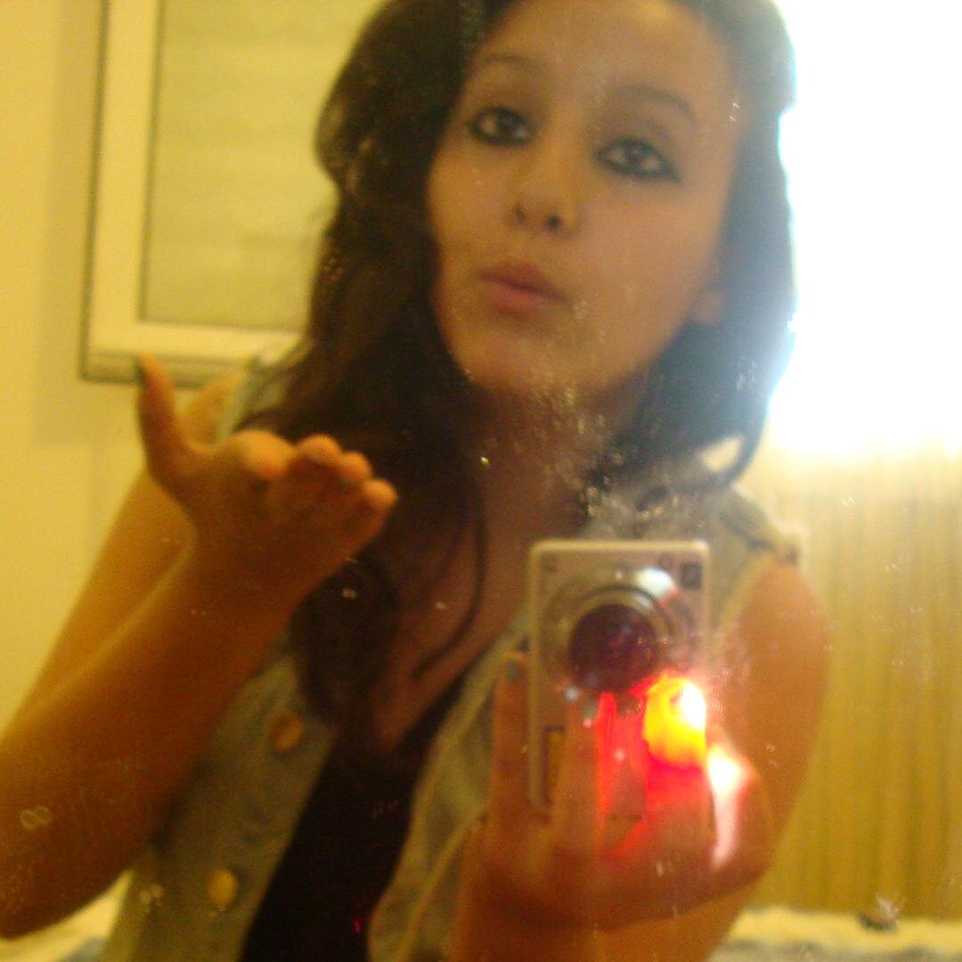 ~ ♥ Lovatic ♥ ~ Et fière de l’être !! ♥  ~~TAÏSSIA Je T'adoore !! ~~ ♥♥♥♥♥