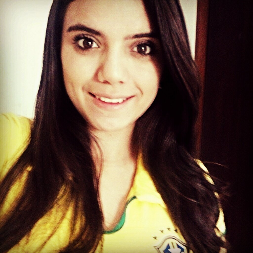 viciada em Red Hot Chili Peppers ✱ e Vampire Diaries =) futura Engenheira Biomedica !! Pouso Alegre/Santa Rita do Sapucaí