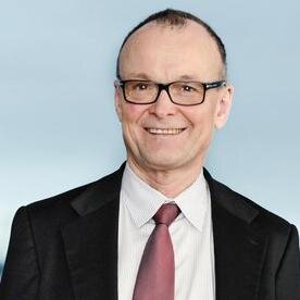 Professor på @handelshoyskbi. Fag: Strategi, ledelse og organisasjon med en økonomisk vinkling. Liker faglig informert samfunnsdebatt. Samler LPer, rock 1962-76