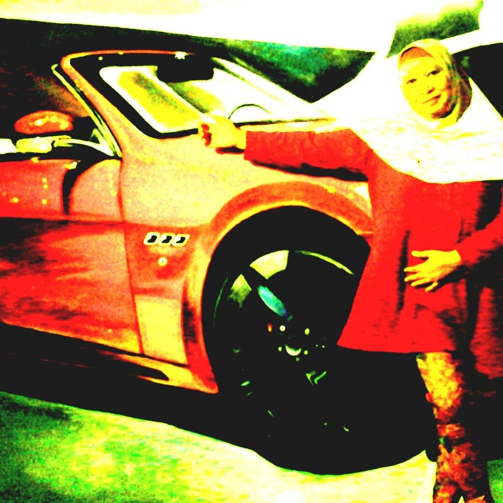 roosebudi's profile picture. 