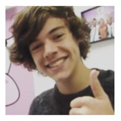follow @aIltimemalum bc she gave you this free follow. she'll follow back, if not just ask. ily stay fab. xx