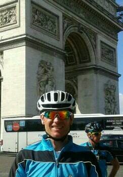 married to lorna with two beautiful daughters,cyclist, villa fan,just cycled from Sutton coldfield to paris for the @stanpetrov19 foundation