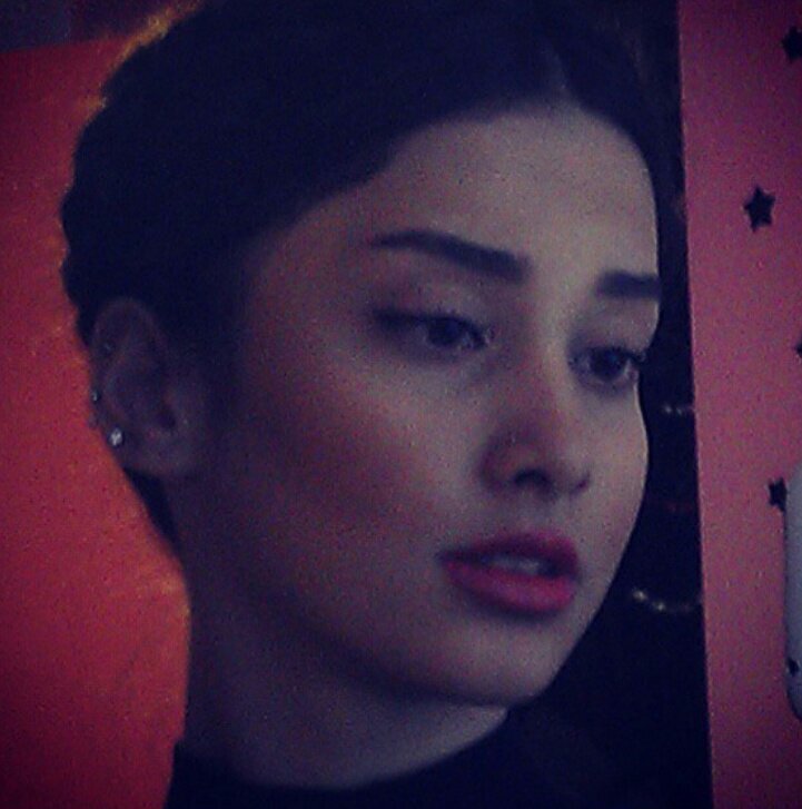 Parniann7's profile picture. 