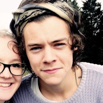 follow @fedoralouyou bc i used to be @twoshipslou but acct deleted x x ily
