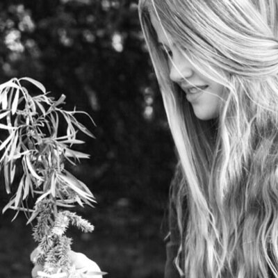 Fleur-14 jaar~M3C~ichthus~hockey-toneel-acteren-zingen&piano&gitaar-instagram: Fleuroldenboom-best: @kusjesuzannex 04-06-2013 dag dat jurre mij volgt