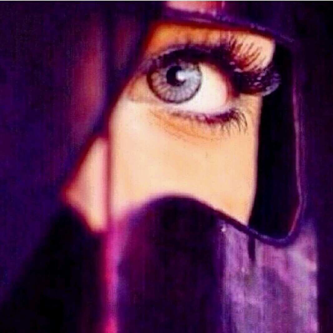 #نصيحتي بالحب ...، لا صرت طماع آليا بغيت تحب ، حب #بدويهة ~*
•