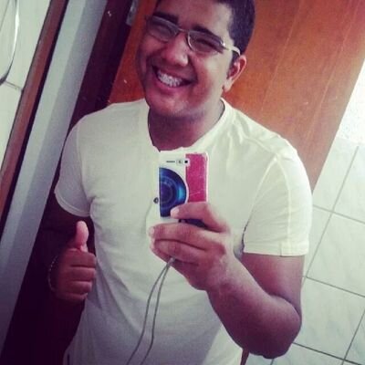 Cristão, boleiro, apaixonado, sincero, flamenguista
