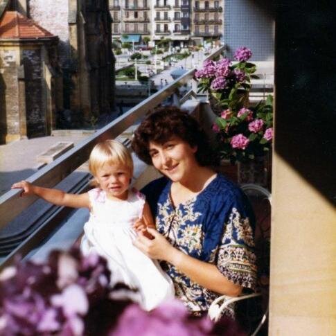 mirearth's profile picture. 