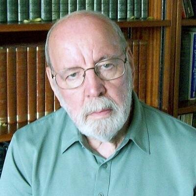 Former Fleet Street journalist, now local historian of Bourne, Lincolnshire, and editor of the Bourne web site from 1998-2016.