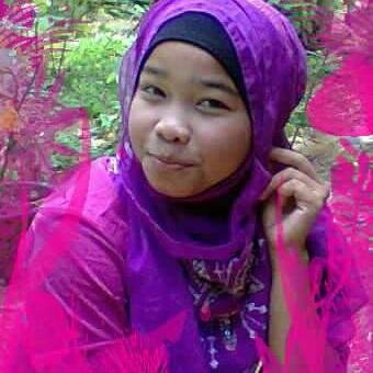 arlinachiregar's profile picture. 