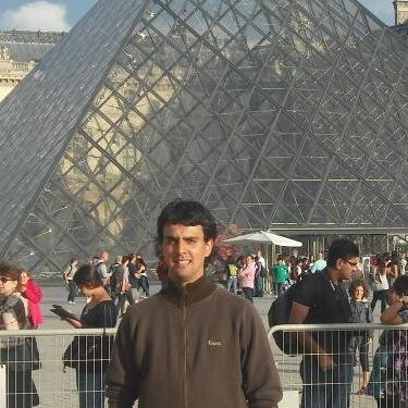 Economista @UCUOficial y Master en Finanzas @UdeSA