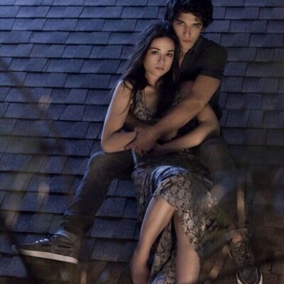 Who's bubbly, friendly, and an hunter? Mee, Allison Marshall. || Not @ImCrystalReed