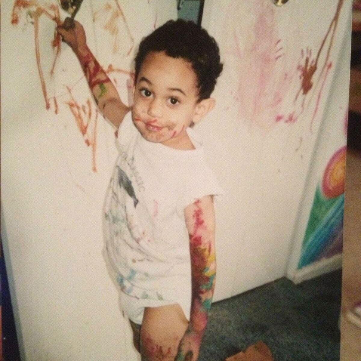 Wildlivingmuse's profile picture. We are a collective of therapeutic artists & musicians who live to inspire every individual in order to create a more brilliant world.