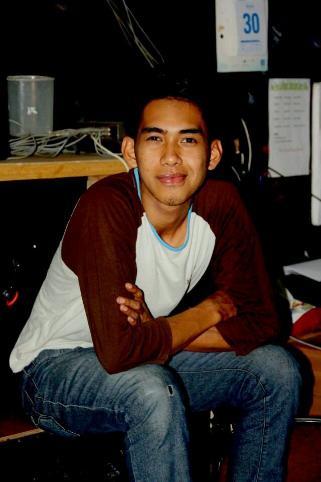 cewek idaman itu cewek yg sayang sama tuhannya.