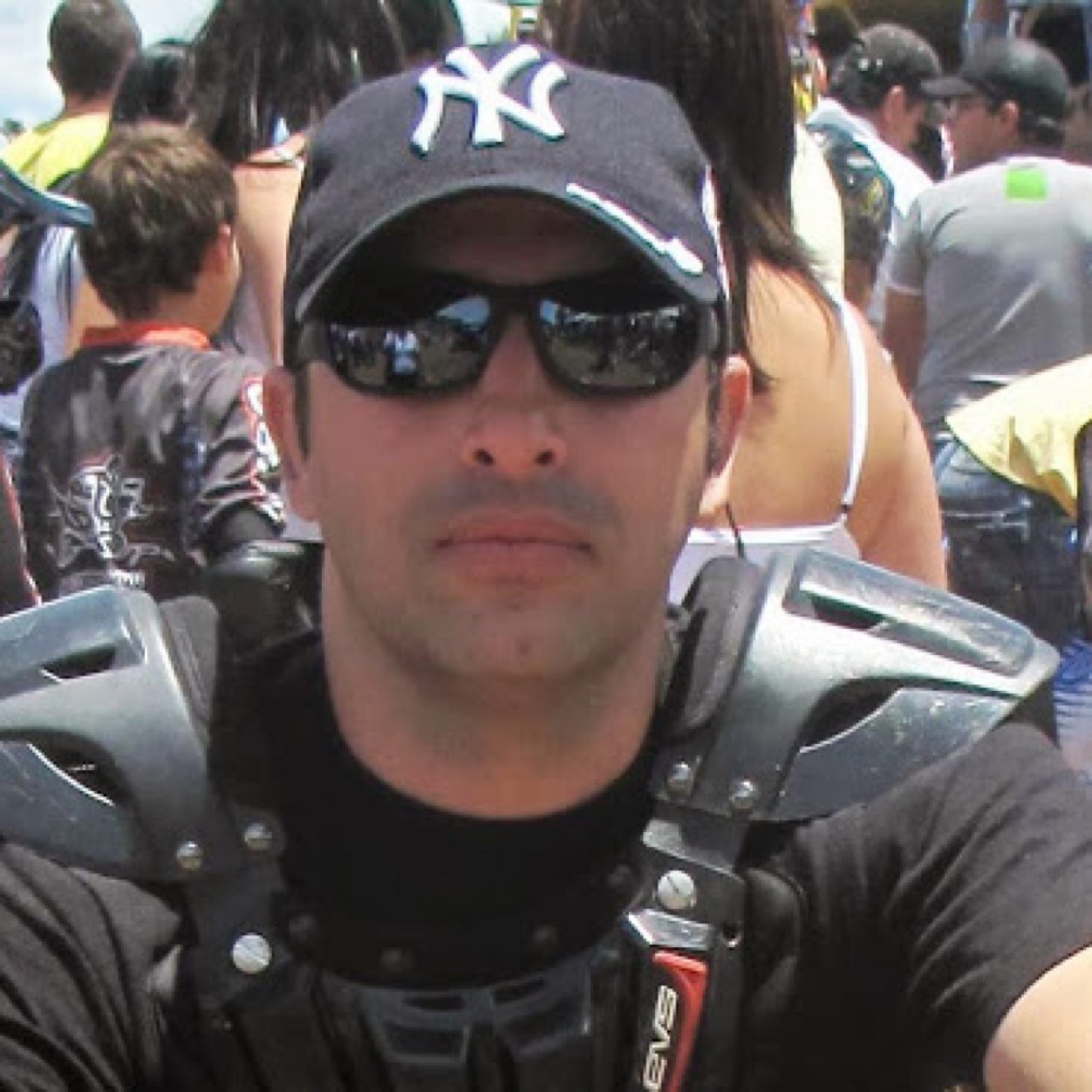 Comunicador y especialista en Gerencia de Mercadeo. No tengo sueños... tengo metas y trabajo por llegar a ellas.