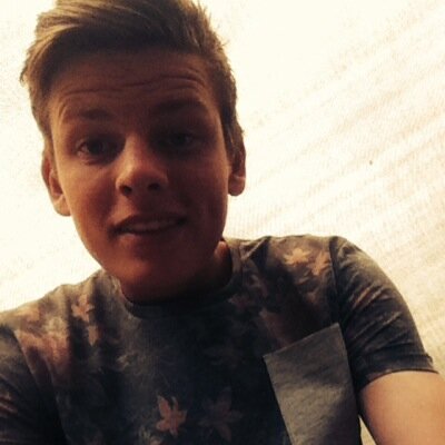 tjeerdsikkema's profile picture. 18jaartjes oud ~ vv musselkanaal ~ hero's ; cristiano ronaldo, andreas pirlo & neymar  ! ~ FEYENOORD & REAL MADRID FAN ! 3