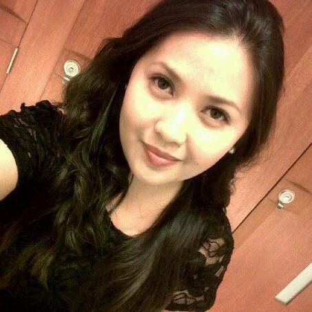 A Dreamer. Romantic. A sweet young lady. :)