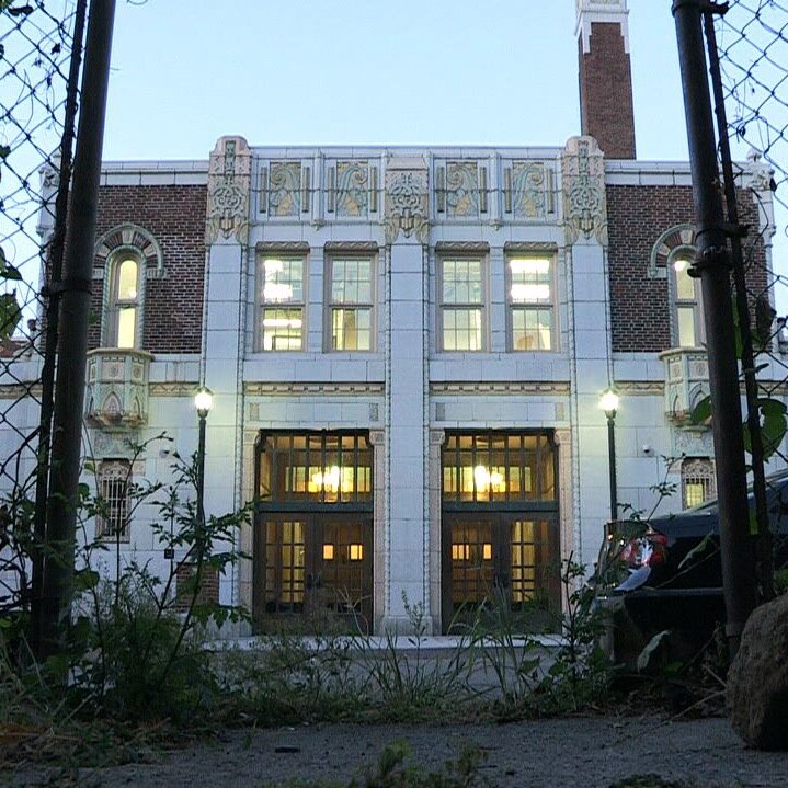 A documentary about a Cincinnati public school fighting poverty in its Urban Appalachian neighborhood. Produced by @amyreports in association with @Marketplace.