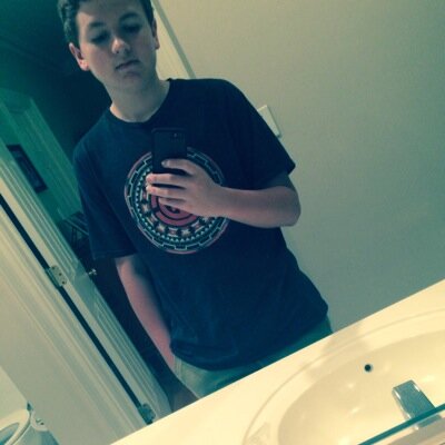 itallon18's profile picture. LIVE.YOUR.LIFE