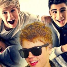 A fan? Of who? Tell us! Without any difference =)... When it comes to fandons, is with us even =)