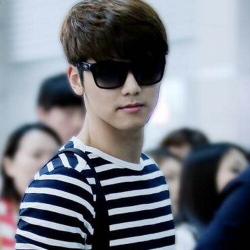 Lovely Drummer of CNBLUE ★ Let's all die! ps.I'm not the real one :D Welcome to my world ! :) You're my star ★