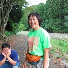 放射能汚染から子どもの未来を守るため、やむを得ず活動し始めました。