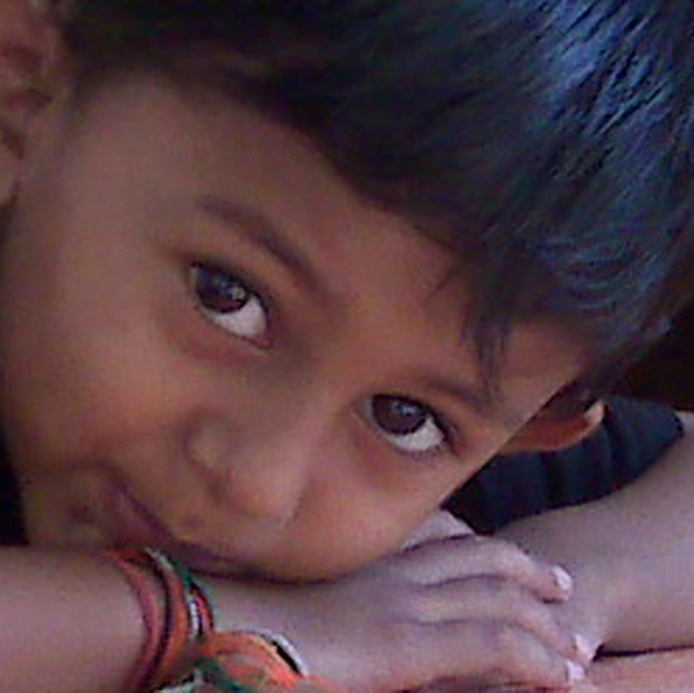 i am lucky to all friends. so this sentens r not true.