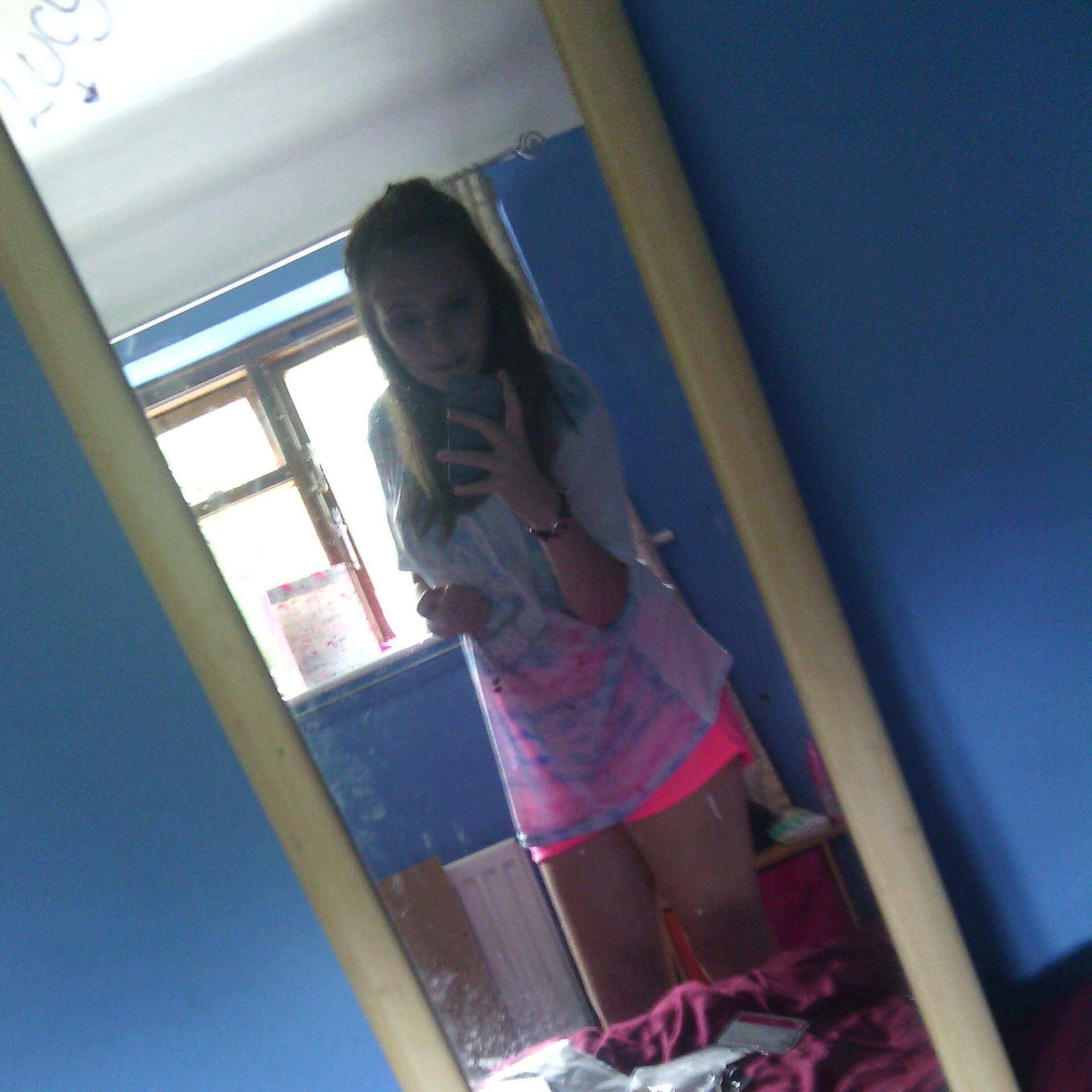 Dancer from surrey. Life everyday like its your last
