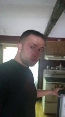 StayinFrash523's profile picture. Local #12 Boston, Title Town baby! Go Pats!