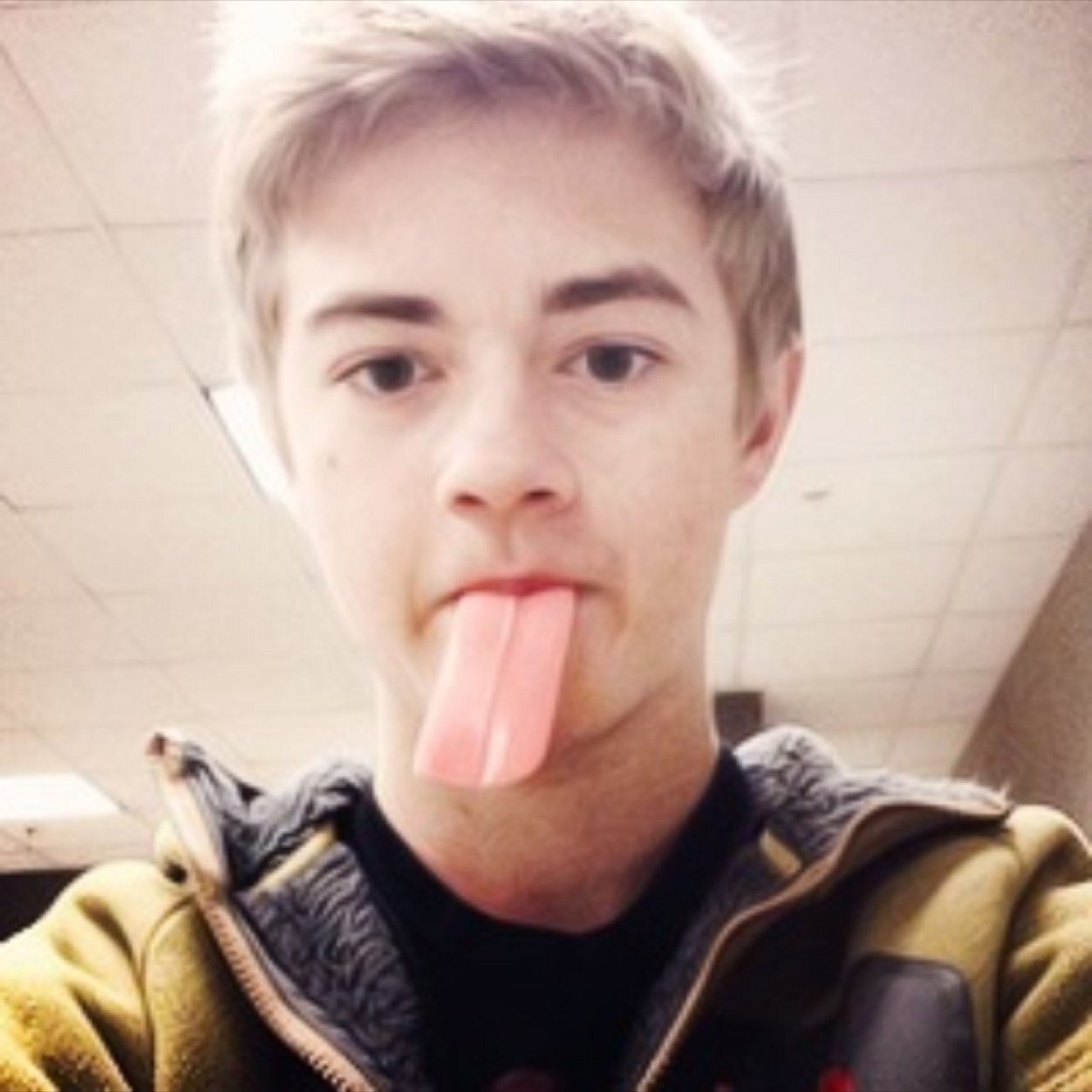 juicyjackj's profile picture. i have an odd obsession with boys from omaha. || 0/12 ||