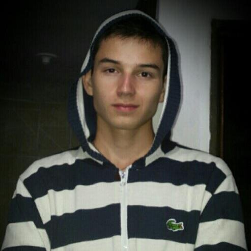 al igual que los que llegan hacer campeones, un amor no se encuentra se contruye!!
