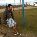 De comportamiento e ideas extravagantes Ajeno a la naturaleza o condición de una cosa de la que forma parte. parte del plantel de @laballenafutbol