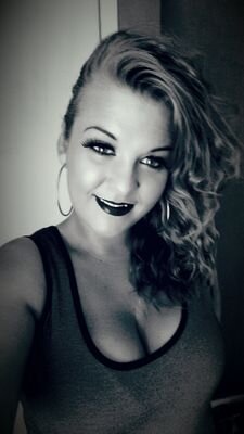 Neva let people in unless u knw u can trust them. with your heart :)