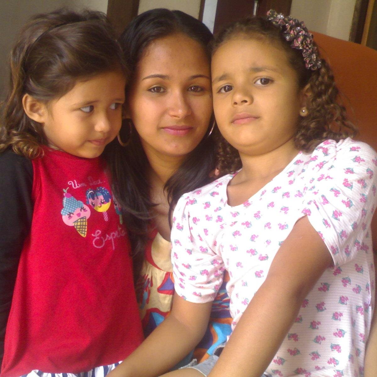 LuceliaDias4's profile picture. 