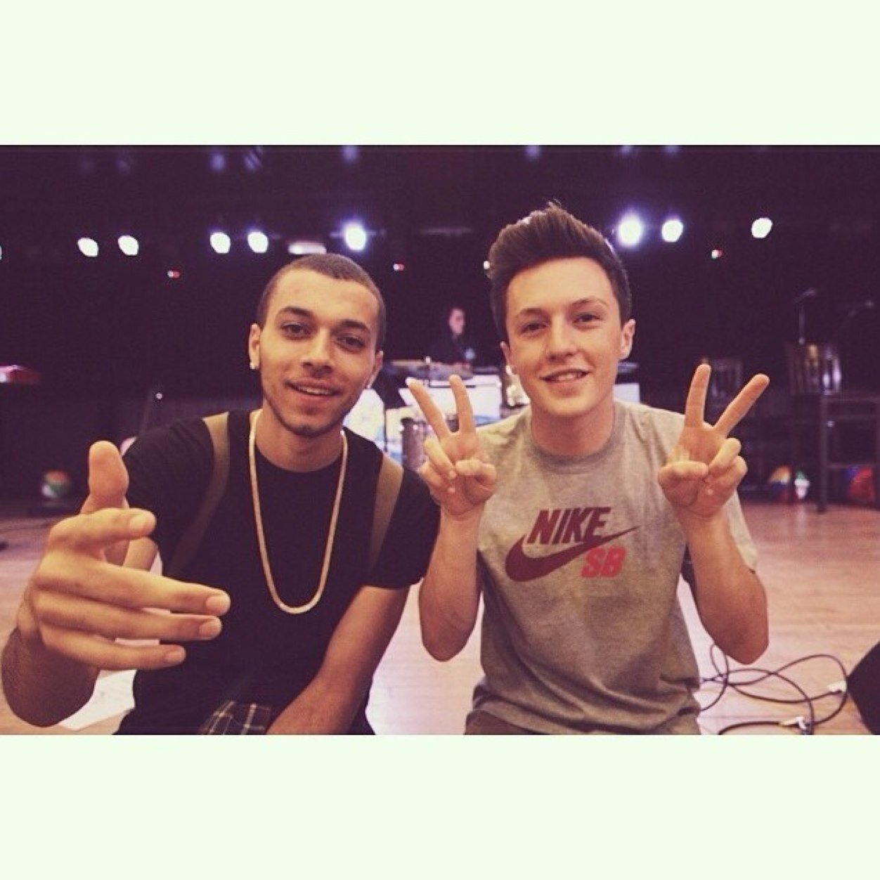 Fanpage for KaMFaM ❤ Kalin White ❤ Myles Parrish ❤ Jake Parrish ❤