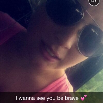 hockeygurrl0416's profile picture. Follow me and I'll follow you back :) 
Goal; 150 

~cupcake~