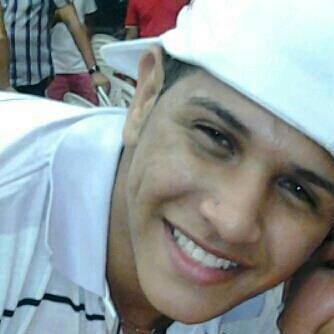 # uma palavra nos liberta de todo peso e dor da vida: Esta palavra é AMOR.
