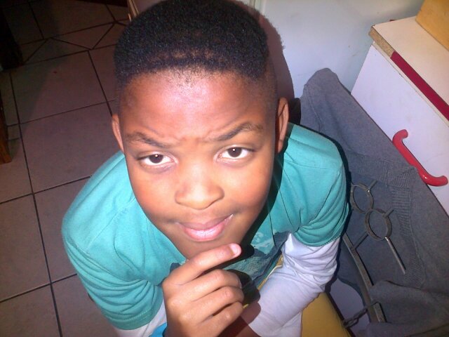 Facebook:luzuko theo.         Twitter:@luzuko_soulist