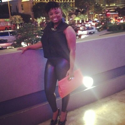 booksnobwannabe's profile picture. I also have a YouTube page!! https://t.co/w81GfvYxy2