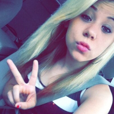 alexisfontenot1's profile picture. im hard to deal with but fun to be around and i promise you im worth every bit of your time  
rain and amber are the bae's