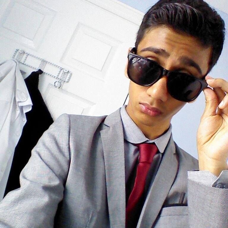 ★ Gay and Proud ★ I AM BOYBELIEBER AND A GUYDIRECTIONER :D