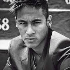 Ney meu Orgulho, seu sorriso me faz Sorrir.