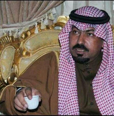 شيخ قبلي ومعارض سياسي مستقل