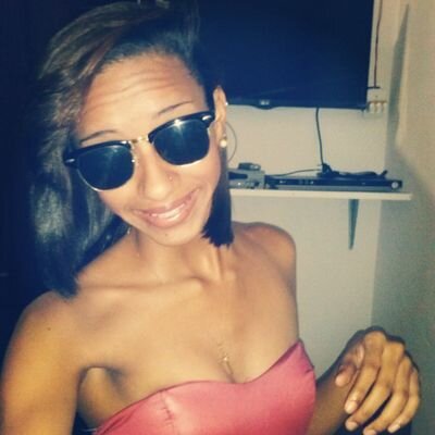 Brazilian girl , 16 years.     Sempre me rege, me guarde, me governe, me ilumine. Amém ✌ .